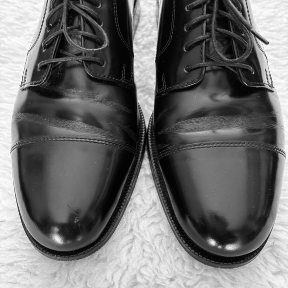 Cole Haan Black Leather Oxfords size 9 D main image 10